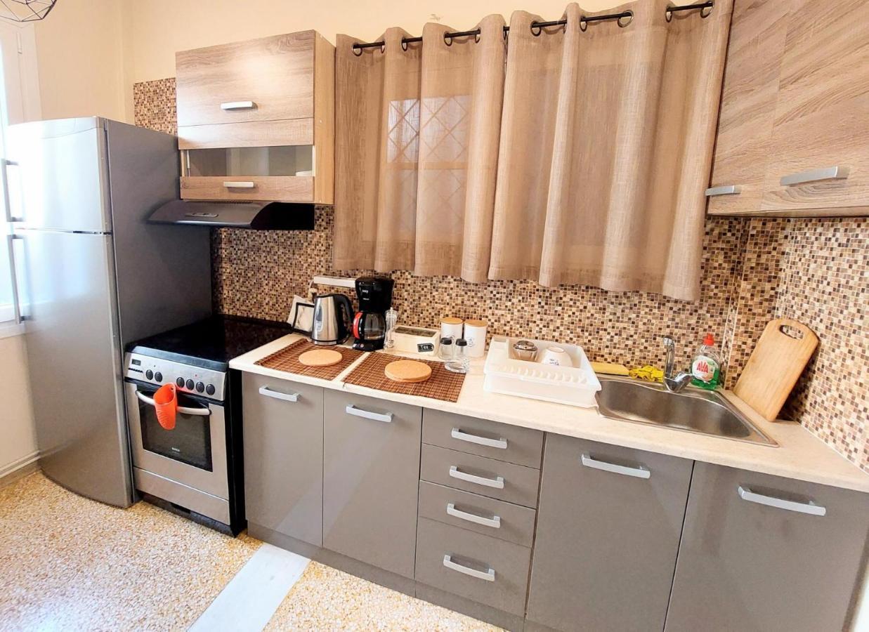 Grand Apartment In Parliament Square 雅典 外观 照片